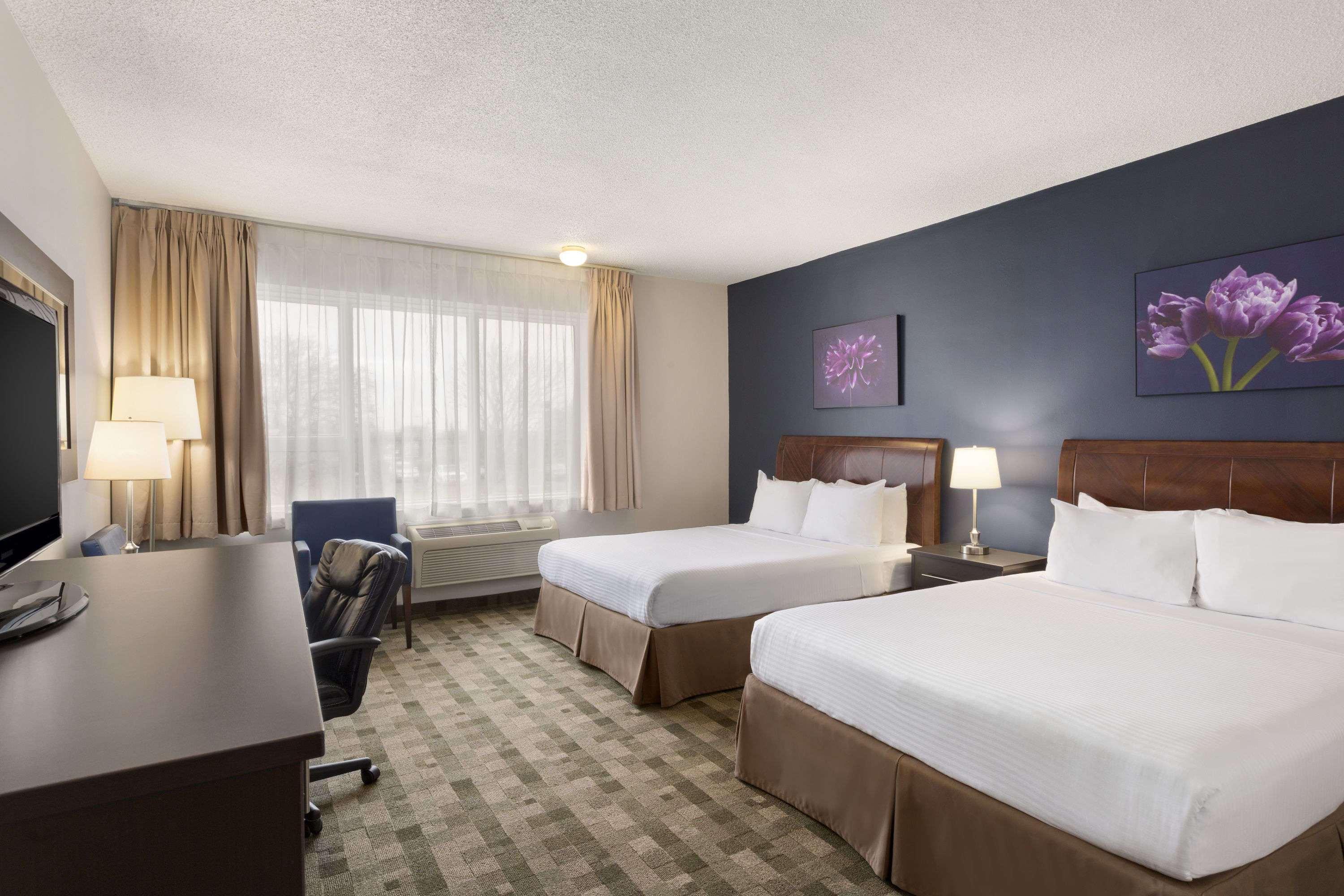 Days Inn By Wyndham Montreal Airport Conference Centre Dorval Ngoại thất bức ảnh