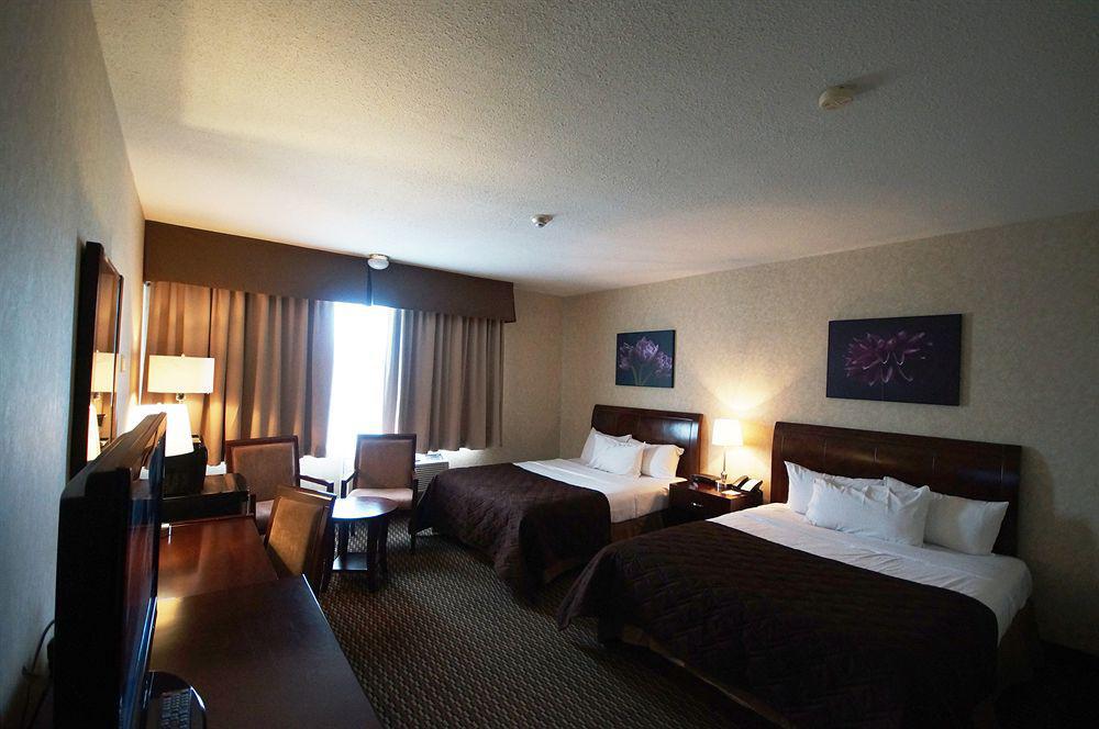 Days Inn By Wyndham Montreal Airport Conference Centre Dorval Ngoại thất bức ảnh